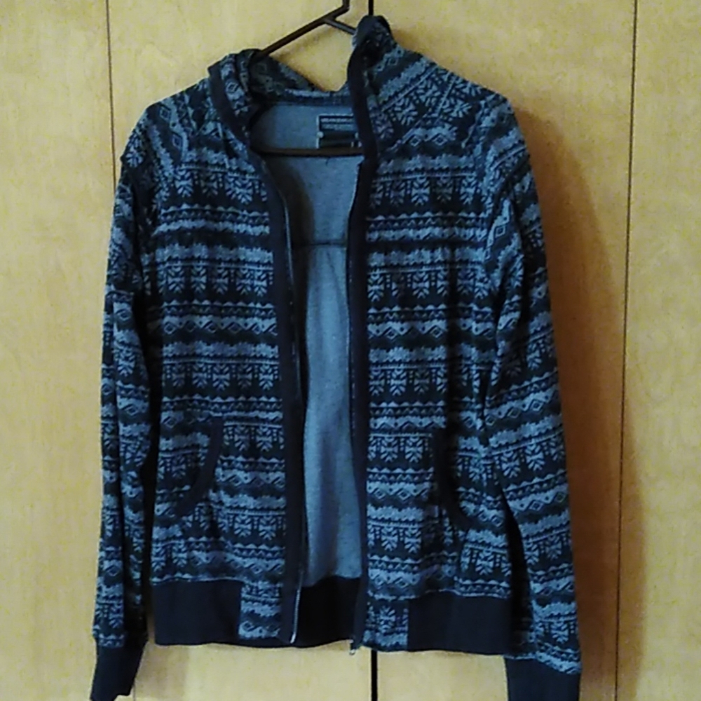 Boys size Large zip up skater hoodie